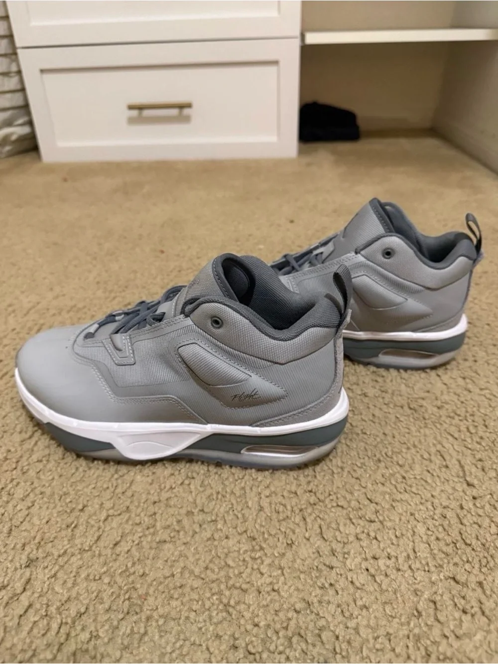 Nike Air Jordan Stay Loyal 3 Sneakers Wolf Grey Size 7 Youth or Wmns 8.5
